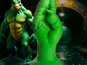 Raptor Claw Fisting Silicone Dildo - Green